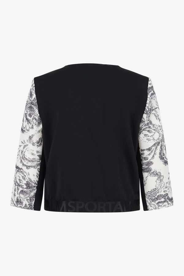 Kurze Jacke mit Rundhalsausschnitt 02