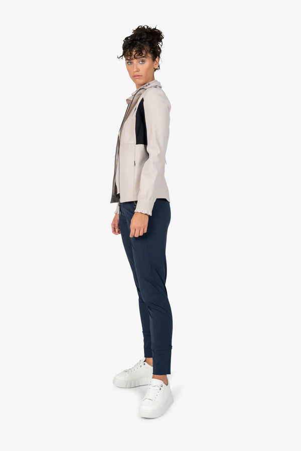 Golfjacke mit Stehkragen 03
