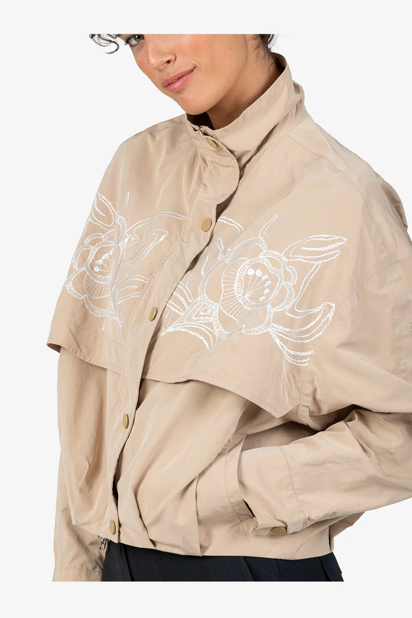 Jacke mit Stehkragen 06