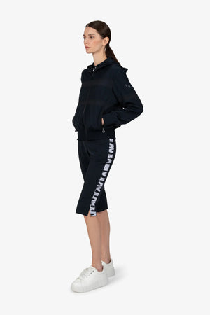 Jacke mit Kapuze 03