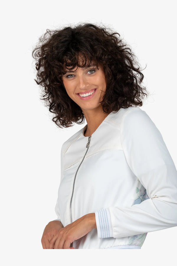 Jacke mit Rundhalsausschnitt 07
