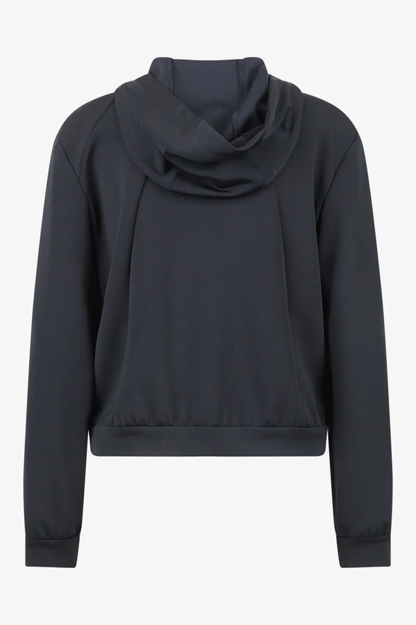 Kapuzenjacke aus Kunstleder 02