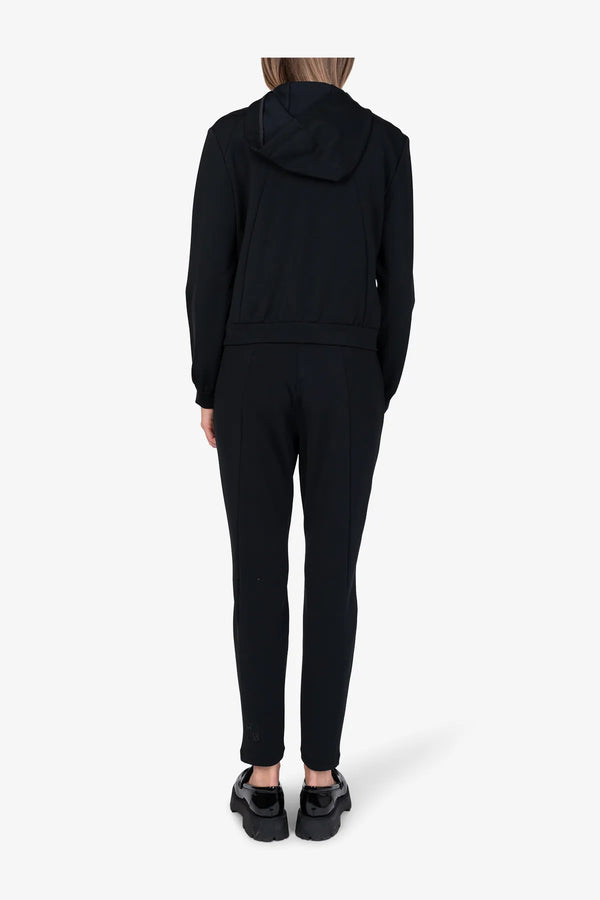 Kapuzenjacke aus Kunstleder 05