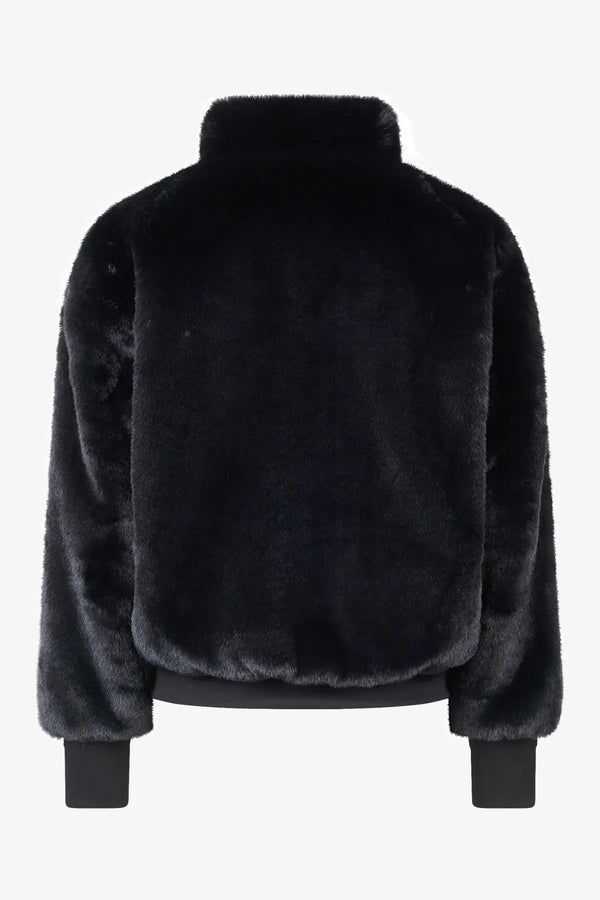 Kuschelige Plüschjacke 02