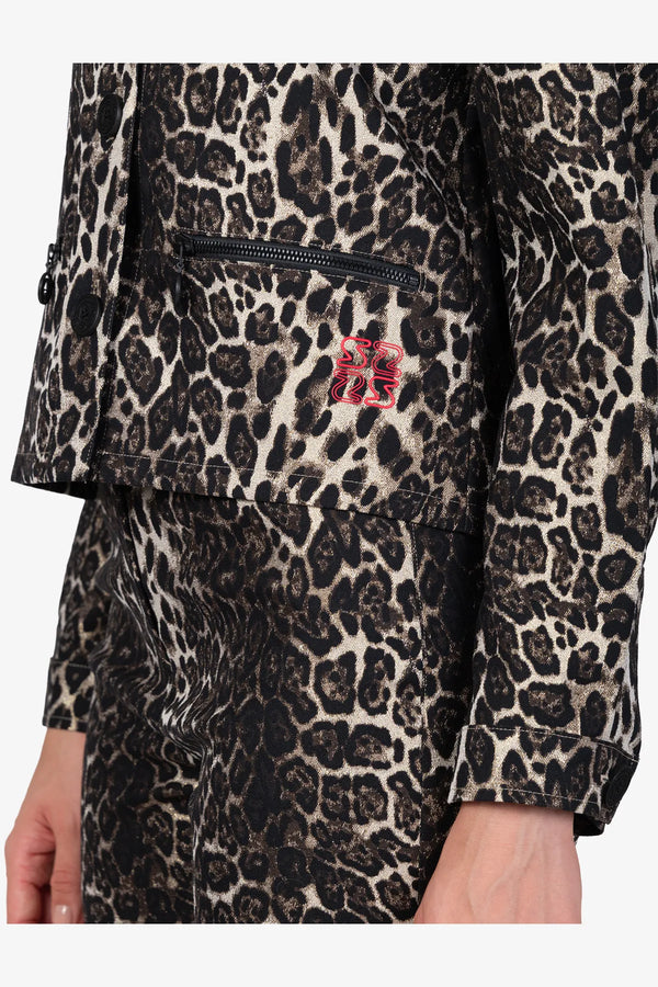 Indoor-Jacke aus Leo-Jacquard 06