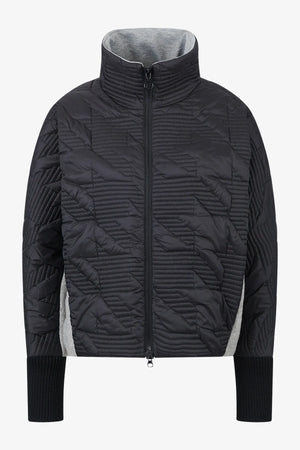 Extravagante Jacke im Materialmix 01