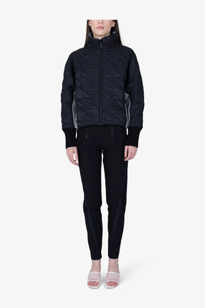 Extravagante Jacke im Materialmix 03