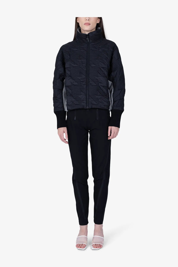 Extravagante Jacke im Materialmix 03