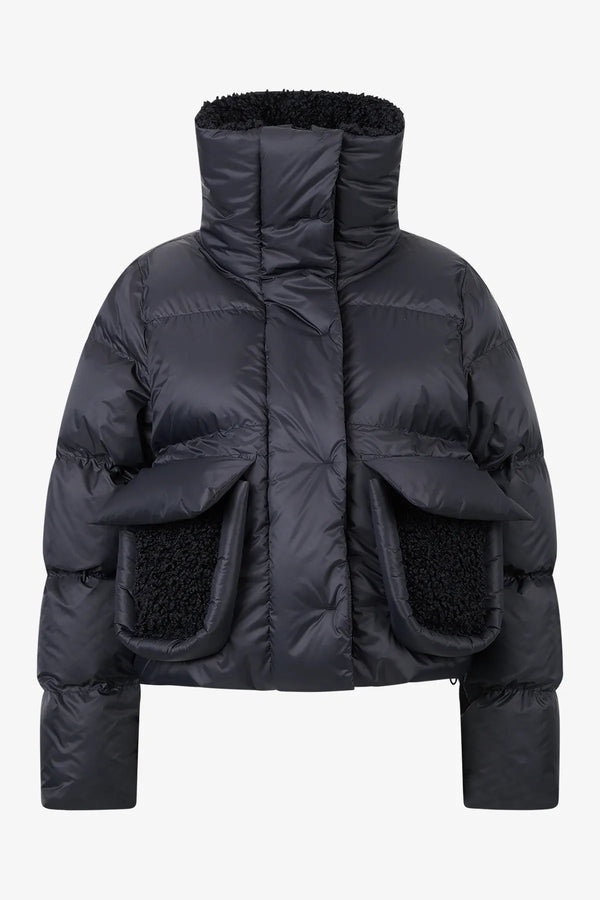 Daunenjacke mit Plüsch-Details 01