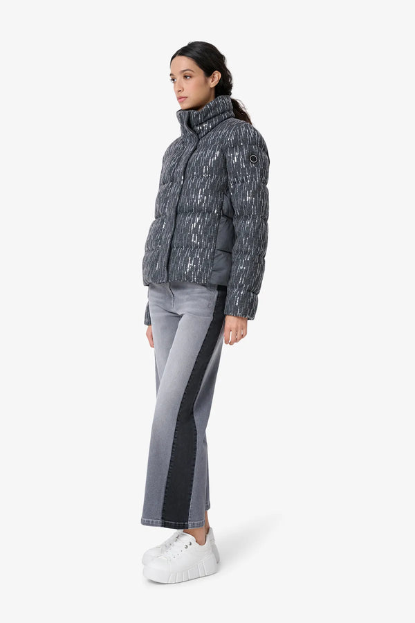 Outdoorjacke im Pailletten-Wollmix 04