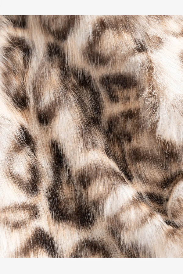 Web-Pelz-Jacke mit Leo-Muster 08