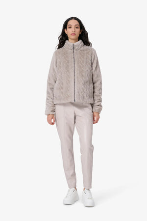 Fake-Fur-Jacke mit Razur-Effekt 03