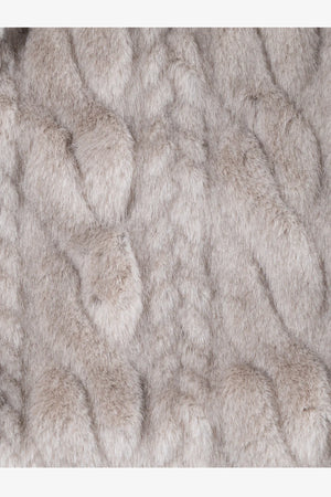 Fake-Fur-Jacke mit Razur-Effekt 07