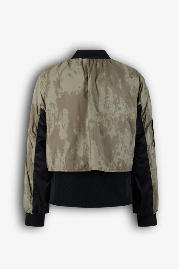 Moderne Bomberjacke 02