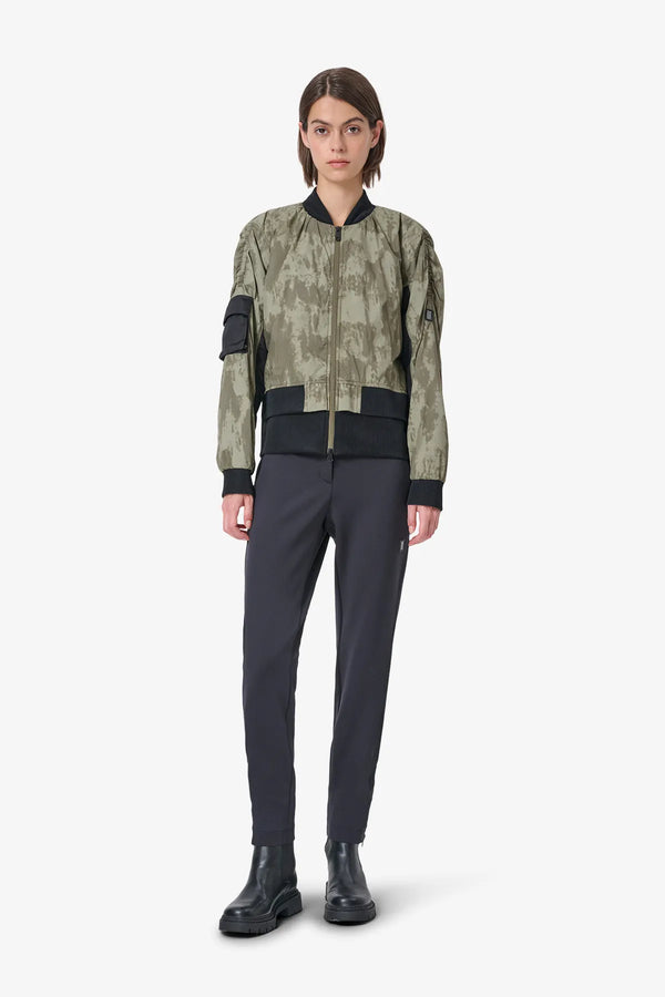 Moderne Bomberjacke 03