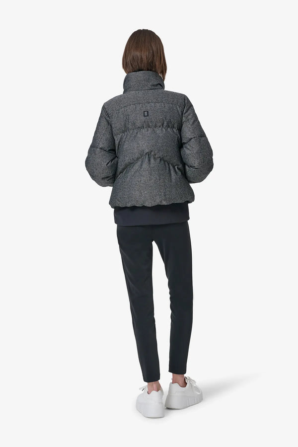 Daunenjacke 05