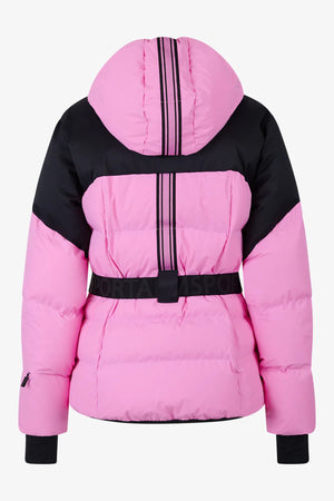 Daunenjacke mit femininer Silhouette 02