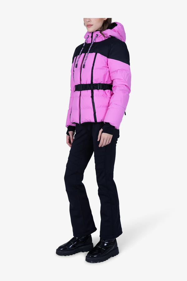 Daunenjacke mit femininer Silhouette 04