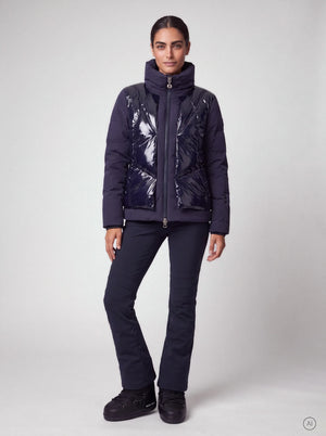 Kurze Daunenjacke 03