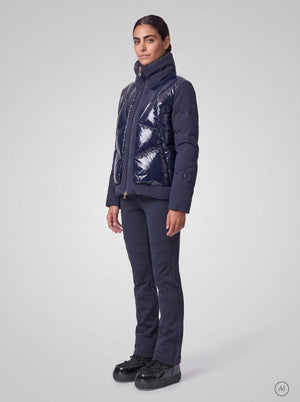 Kurze Daunenjacke 04