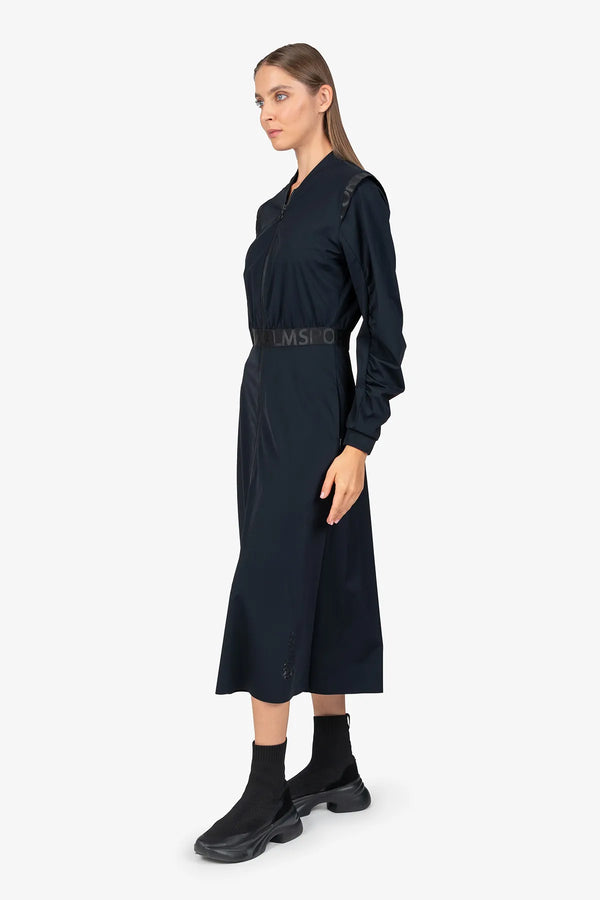 Kleid mit College-Kragen 03