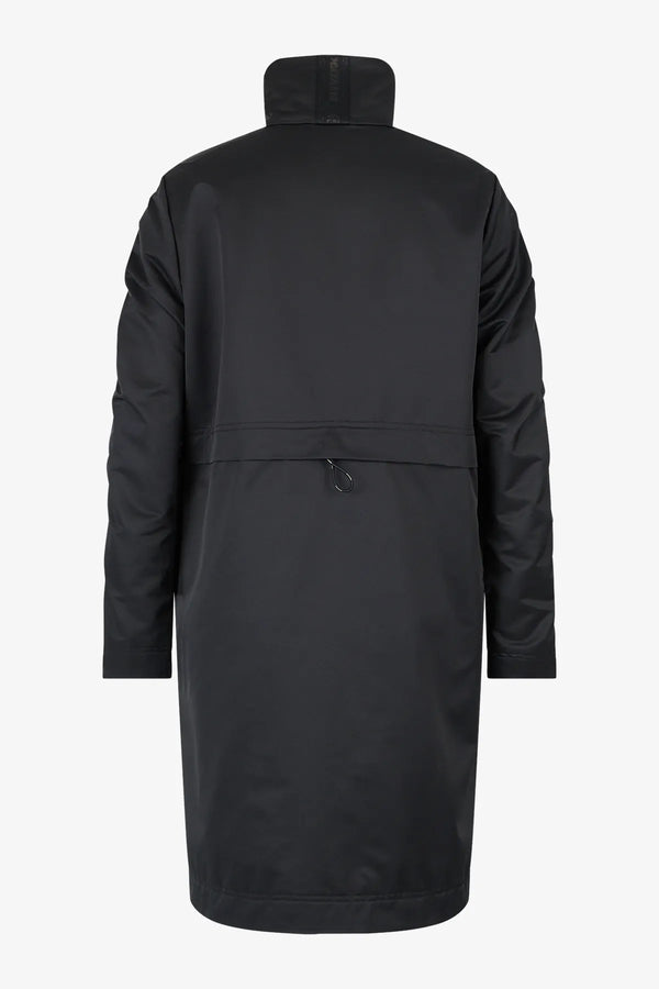 Parka mit femininer Silhouette 02