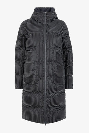 Daunenmantel aus Fancy-Nylon 01