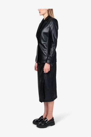 Sportiver Blazer aus Kunstleder 04
