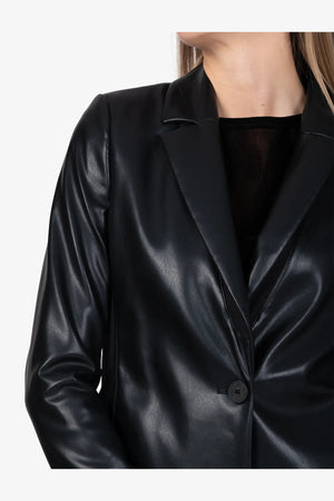 Sportiver Blazer aus Kunstleder 07