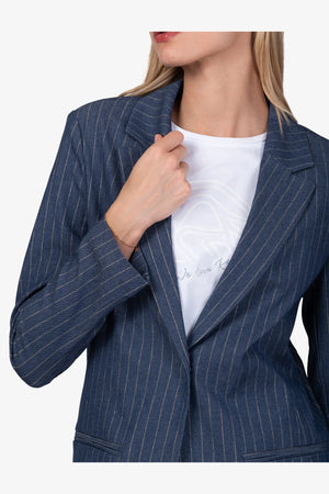 Lässiger Nadelstreif-Blazer 06