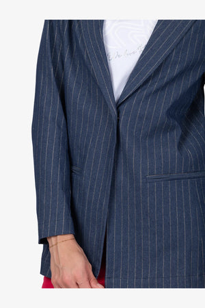 Lässiger Nadelstreif-Blazer 07