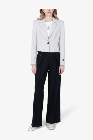 Taillenkurzer Blazer 03