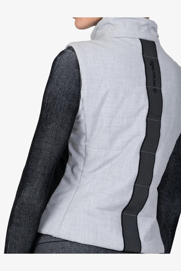 Wattierte Weste mit raffinierten Details 07