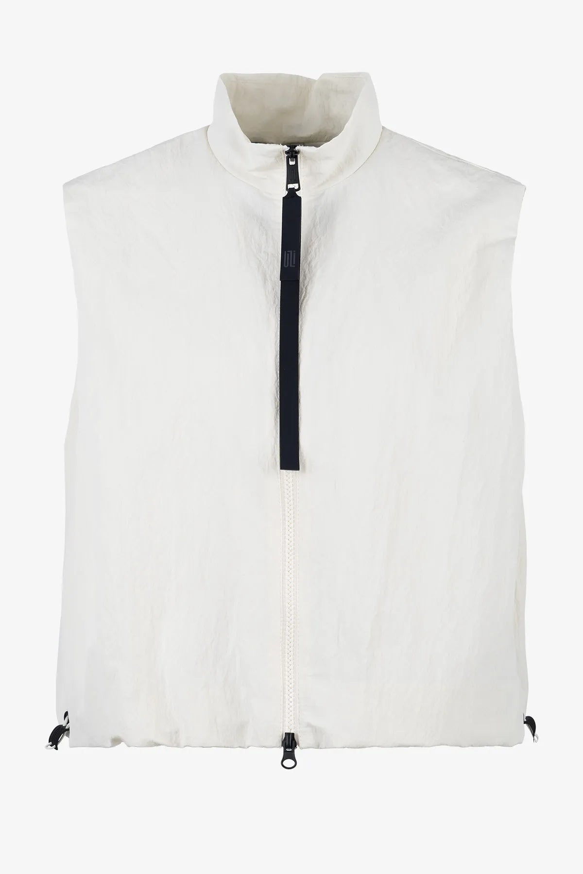Cropped Weste aus Nylon-Crépe 01