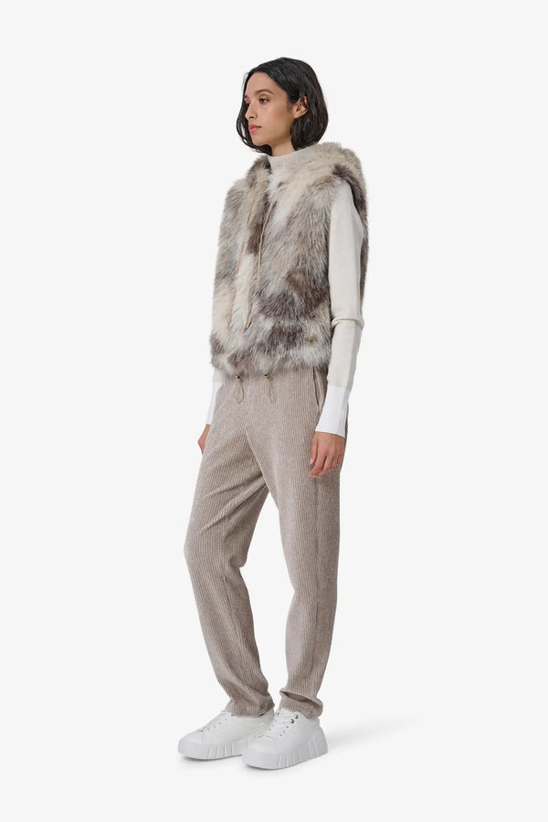 Edle Weste mit tie-dye fake fur 04