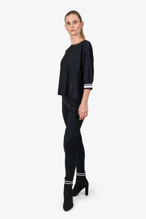 Shirt mit Rundhalsausschnitt 03