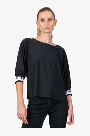 Shirt mit Rundhalsausschnitt 05