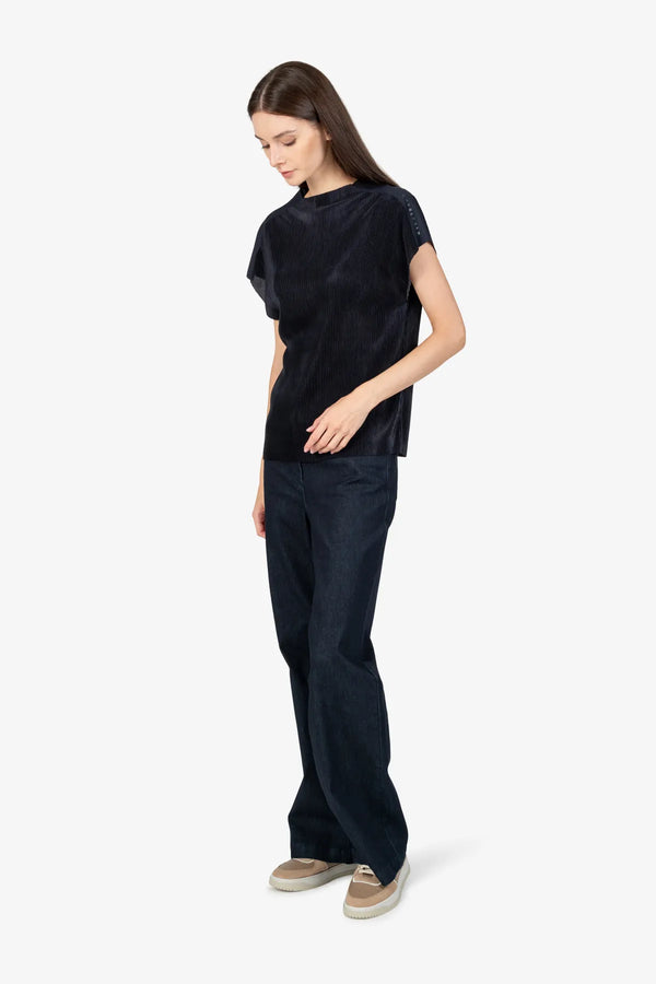 Kurzarm-Shirt mit Stehkragen 03
