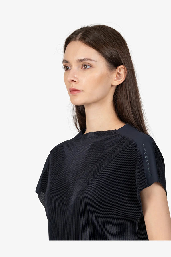 Kurzarm-Shirt mit Stehkragen 07
