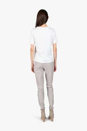 Kurzarm-Shirt mit Rundhalsausschnitt 04