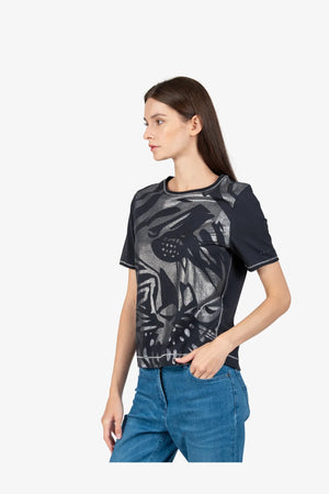 Kurzarm-Shirt mit Rundhalsausschnitt 05