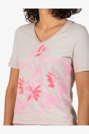 Kurzarm-Shirt mit V-Ausschnitt 06