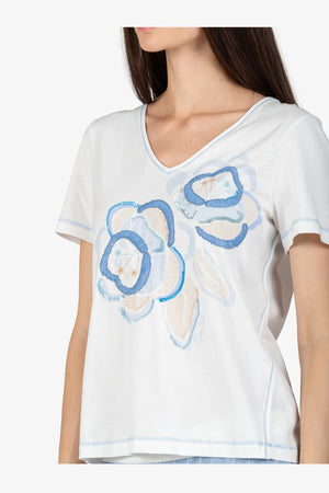 T-Shirt mit gerundetem V-Ausschnitt 06