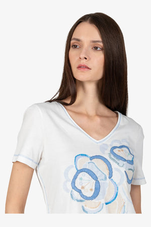 T-Shirt mit gerundetem V-Ausschnitt 07