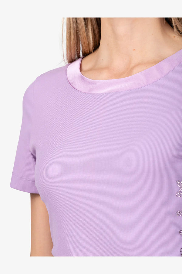 Kurzarm-Shirt aus Satin-Qualität 07