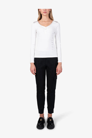 Langarm-Shirt mit schimmernden Details 03