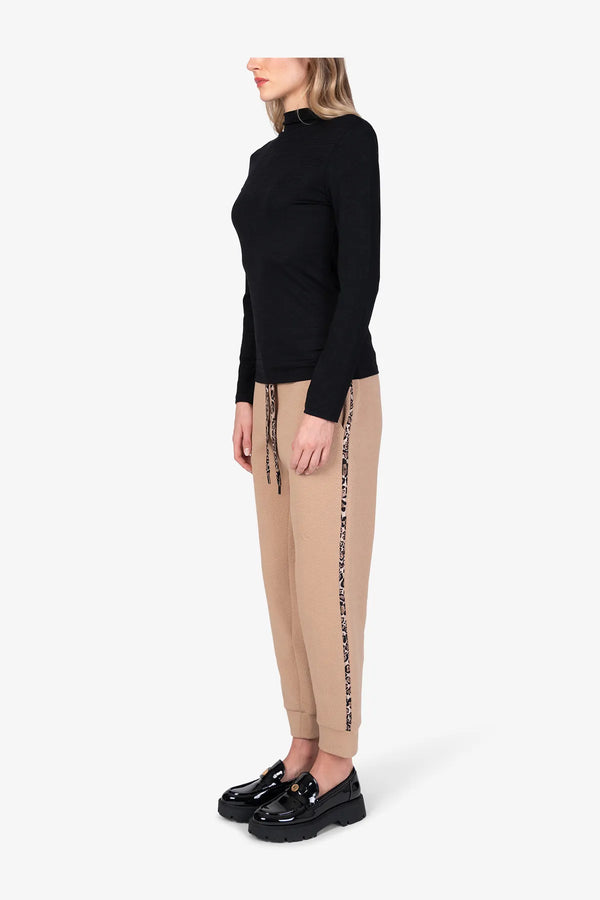 Stehkragen-Shirt in dezentem Jacquard 04