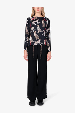 Blusenshirt mit Leo-Print 03