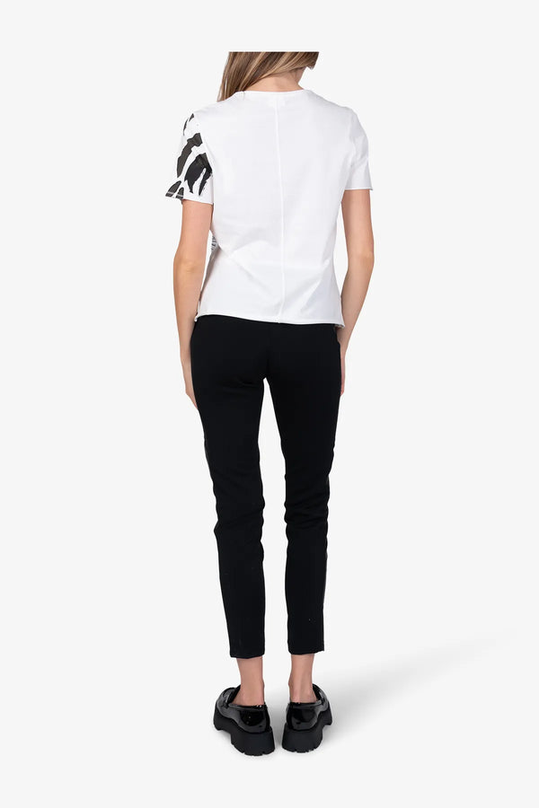 Klassisches T-Shirst mit Zebra-Print 05