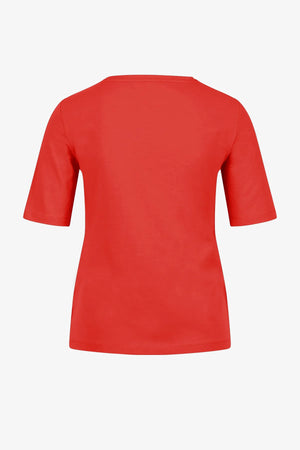 T-Shirt aus hochwertiger Baumwolle 02